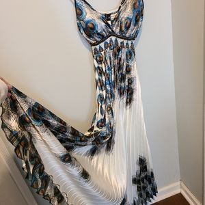 NWT Women's One Size Peacock 🦚 Feather Dress